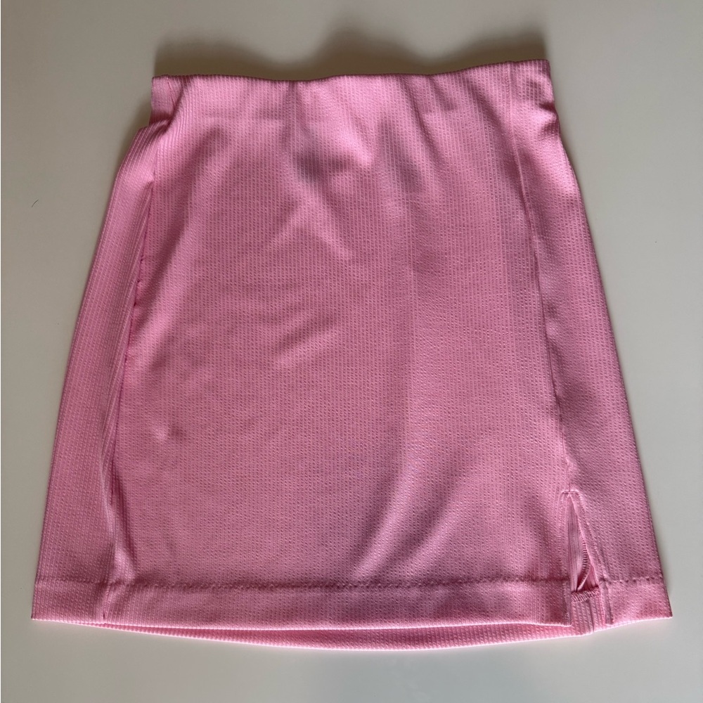 Simple Ribbed Pink Mini Skirt.